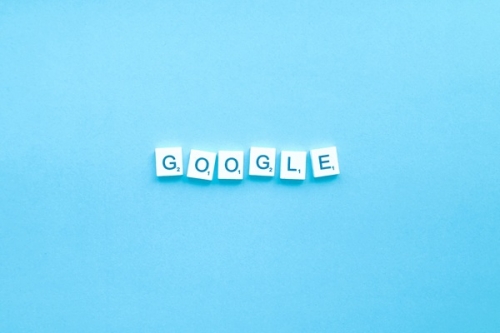 J&ouml;vőre &eacute;rkezik a Google-ad&oacute;